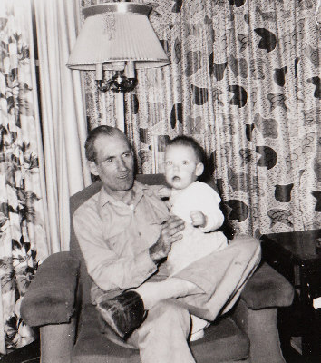 dad.jpg (59579 bytes)